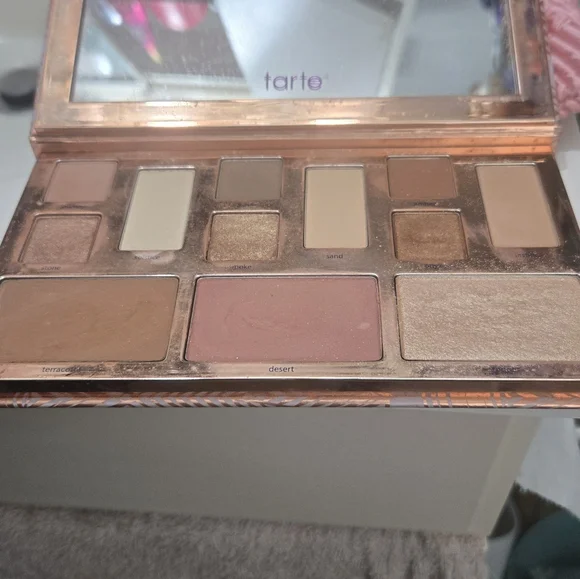 Tarte Rose Eyeshadow Palette - Picture 4 of 4
